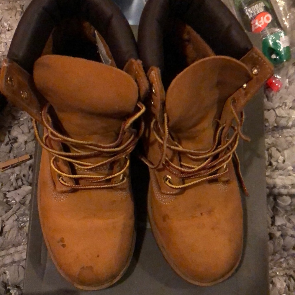Used Wheat Tan/Brown Timberland Boots 5.5M (kids) - Picture 2 of 5